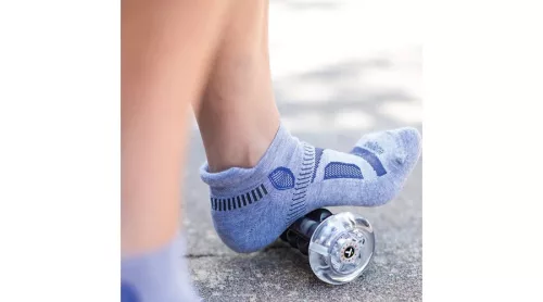 Lábmasszírozó henger narancs – TriggerPoint NANO Foot Roller