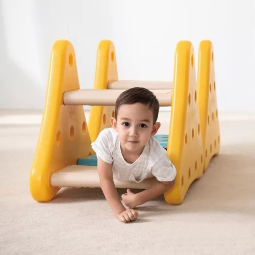 Túl a hegyeken – Mászócentrum – Weplay – 12 hó+