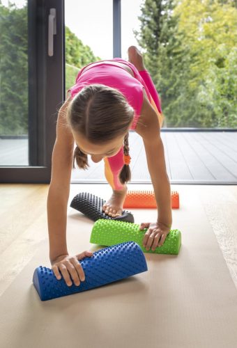 Szenzoros lépegető félhenger 30 cm zöld TULLO