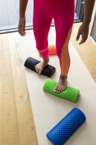 Szenzoros lépegető félhenger 30 cm zöld TULLO