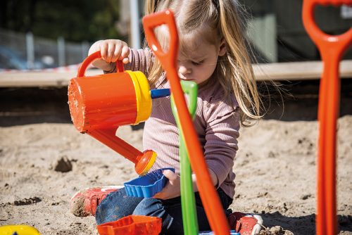 Óvodai homokozó készlet, 38 darabos, 24 hó+ – Dantoy