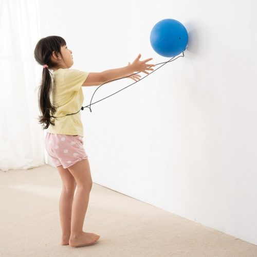 Gyakorló labda - átmérő: 20 cm, 15 m-es gumikötéllel -  Weplay